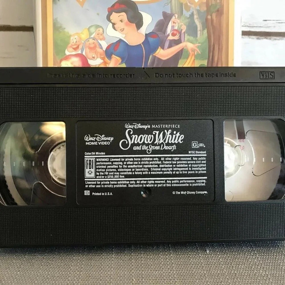 SNOW WHITE AND THE SEVEN DWARF Walt Disney VHS Video Tape Clamshell Case - Picture 4 of 5